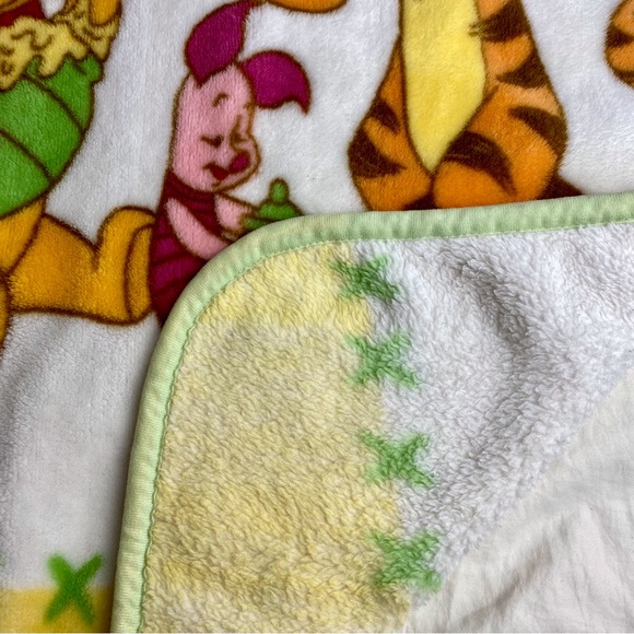 Disney Baby Winnie the Pooh Piglet Tigger Plush Blanket 29 x 46 inch Fleece - Picture 6 of 11